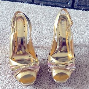 BCBG GIRLS “Sexy Heels”